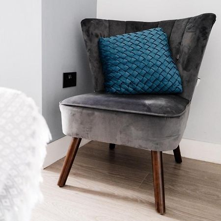 Vila Churnet Valley Townhouse - Modern Cheadle House Exteriér fotografie