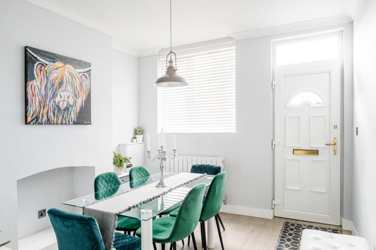 Vila Churnet Valley Townhouse - Modern Cheadle House Exteriér fotografie