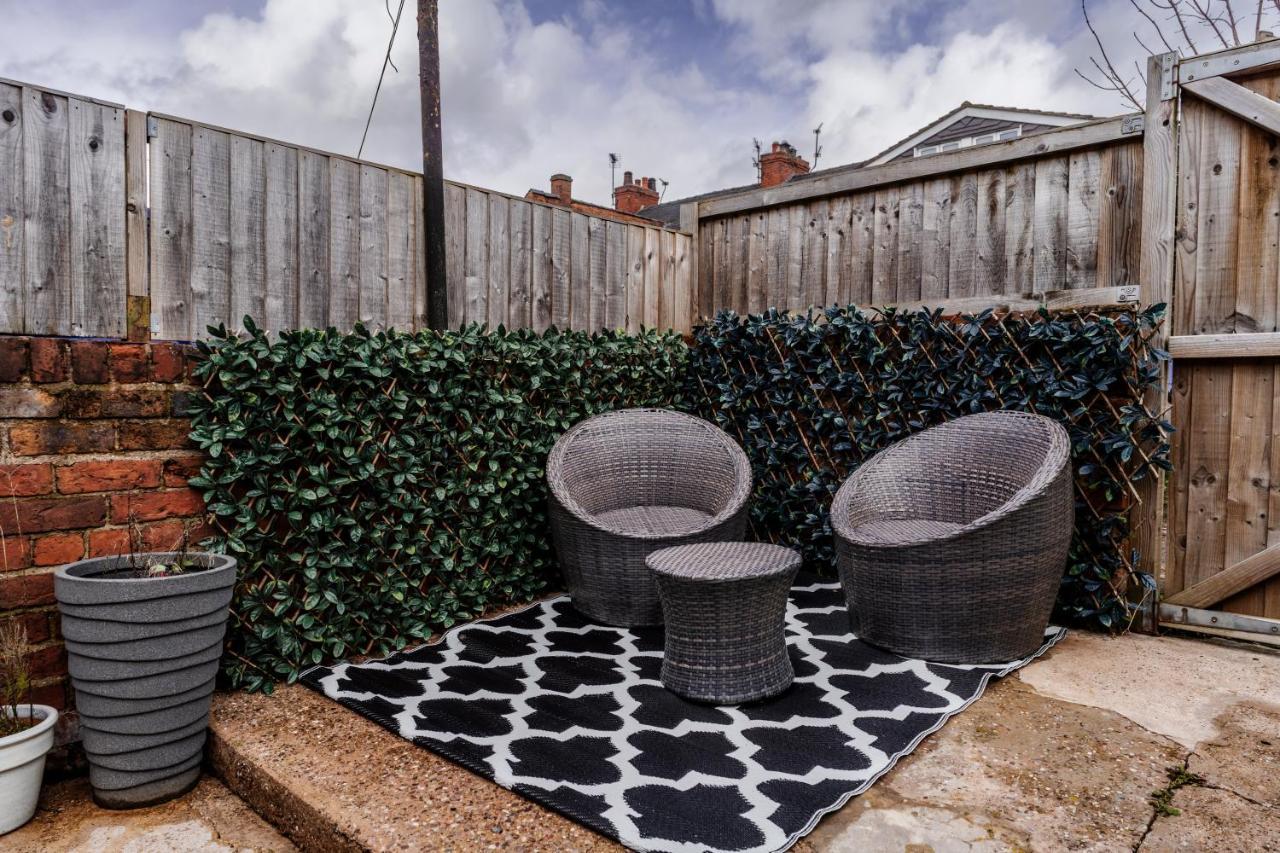 Vila Churnet Valley Townhouse - Modern Cheadle House Exteriér fotografie